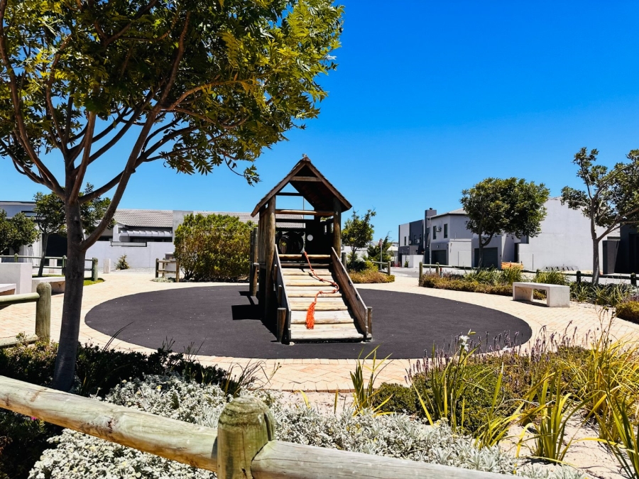 3 Bedroom Property for Sale in Sandown Western Cape